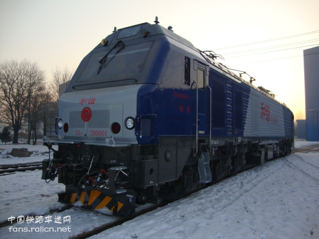 HXD2B-0001.jpg
