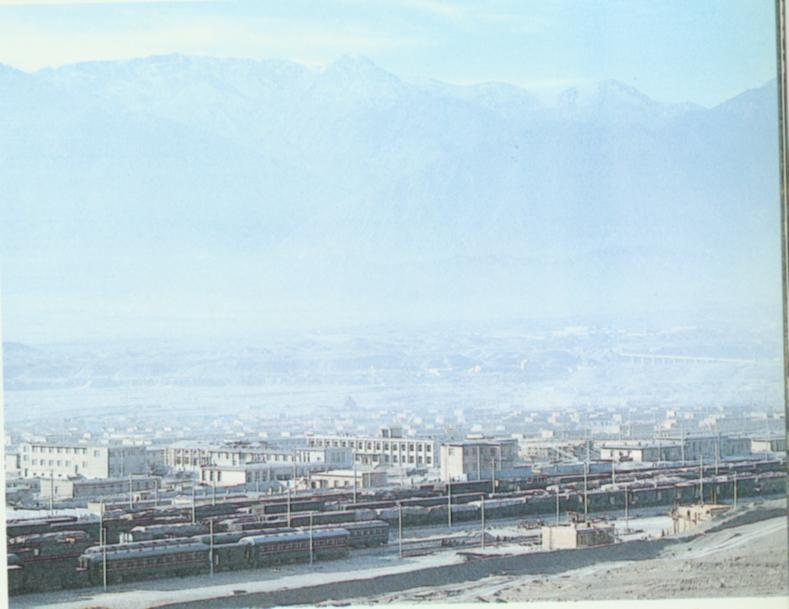 南疆铁路鱼儿沟车站.jpg