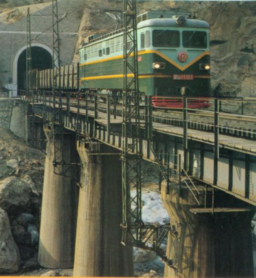 石太线电气化铁路。韶山1型1181号.jpg