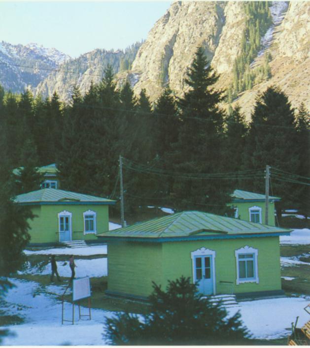 乌鲁木齐白杨沟风景区.jpg