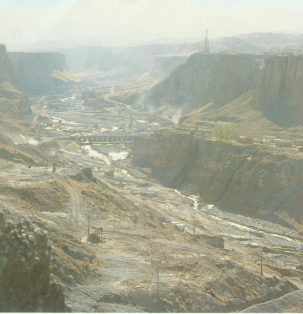 玉门油田老君庙油区.jpg