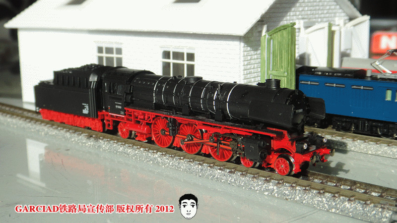 BR01正向旁边是新机库.jpg