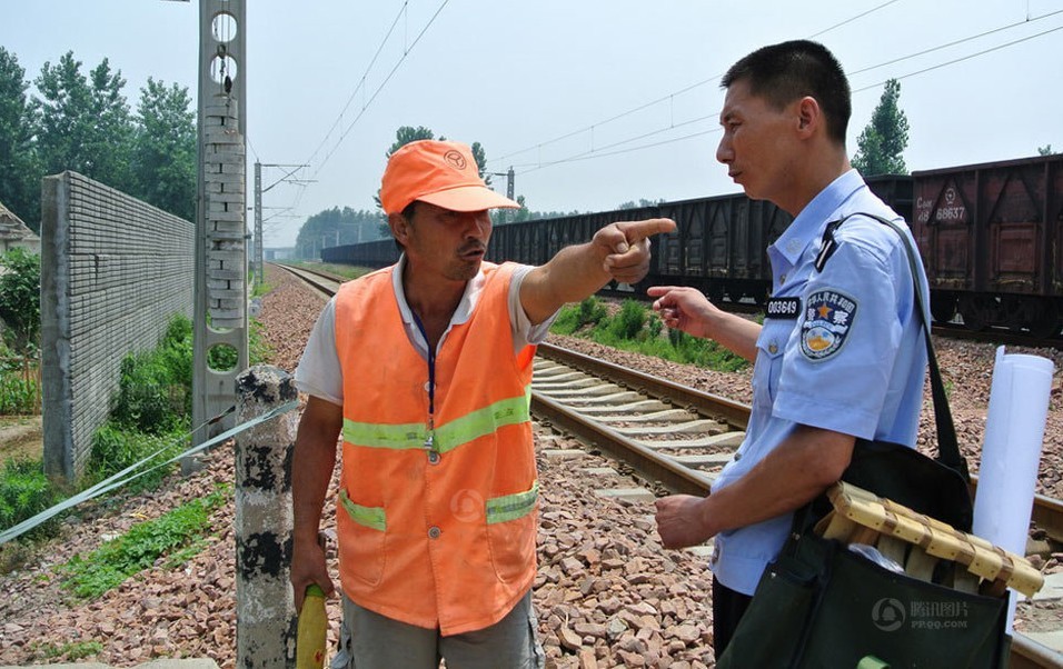 B8.jpg
