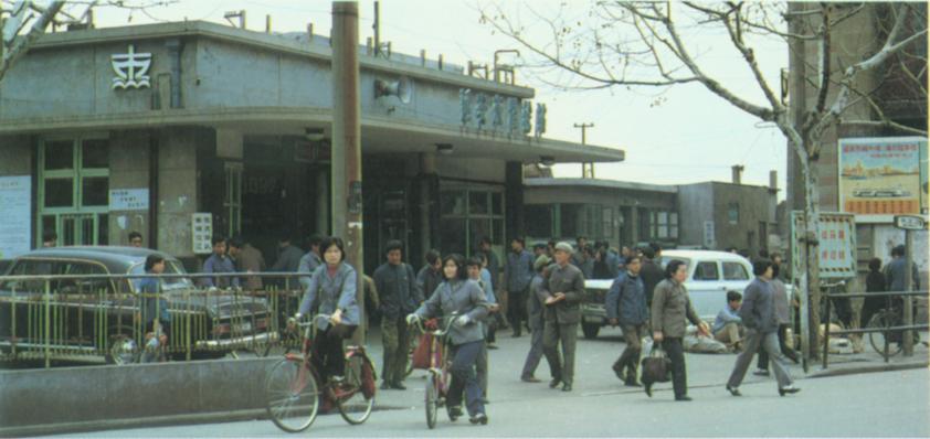 延安东路轮渡站.jpg