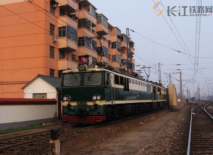 6k-024.jpg