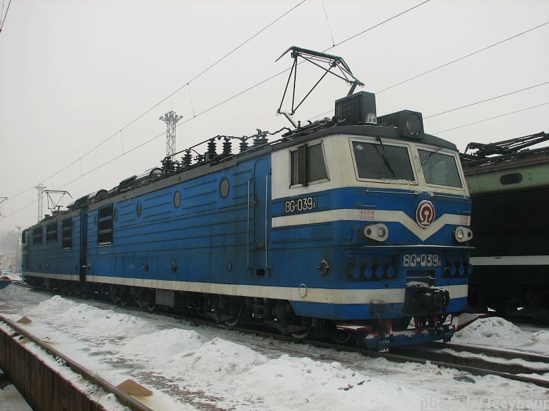 8g-039a.jpg