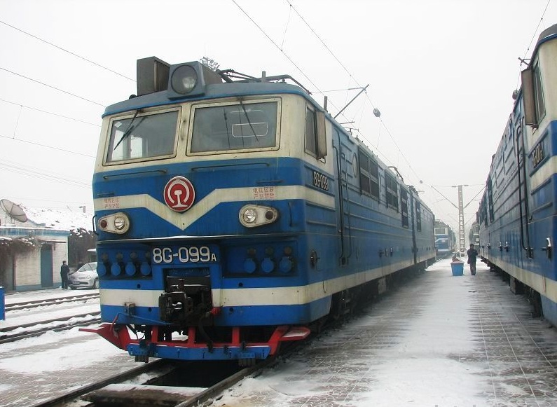 8g-099a.jpg