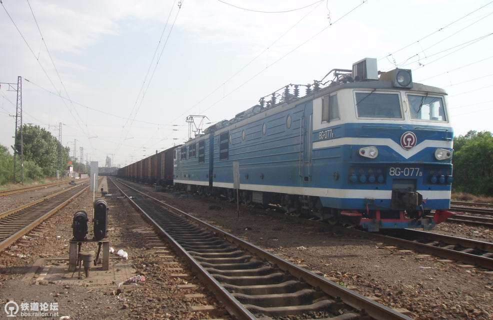 8G-077.jpg
