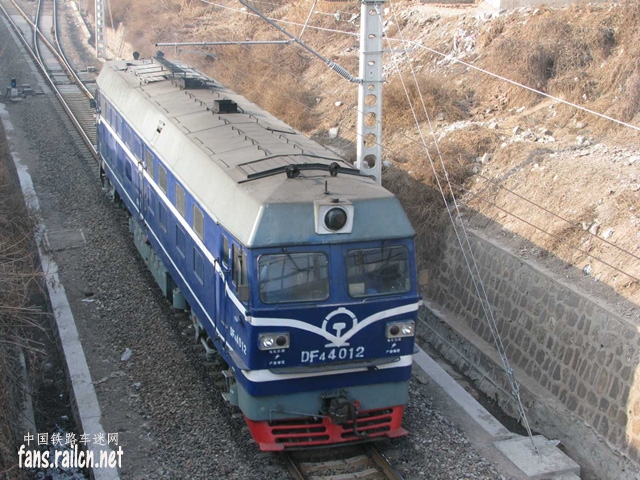 DF4C-4012.jpg