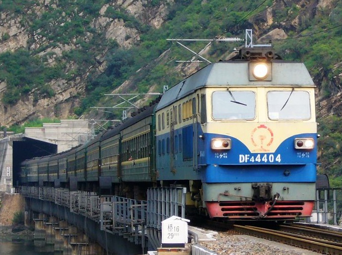 DF4C-4404.jpg