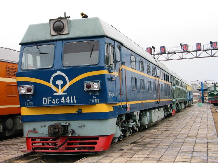 DF4C-4411.jpg