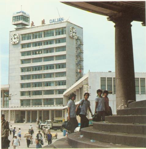 大连客运码头。.jpg