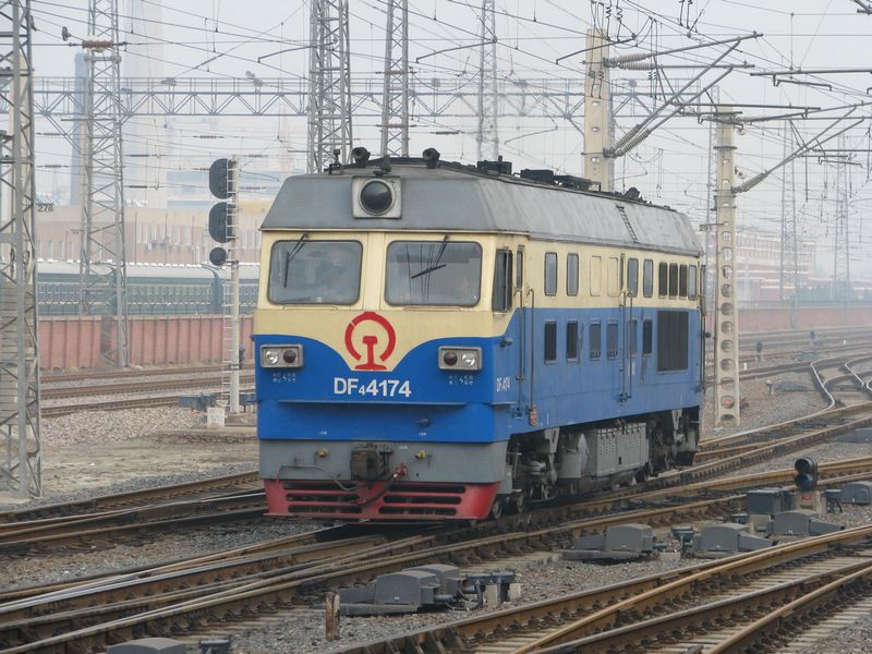 DF4C-4174-1.jpg