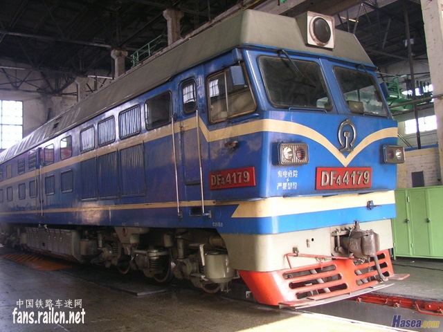 DF4C-4179.jpg