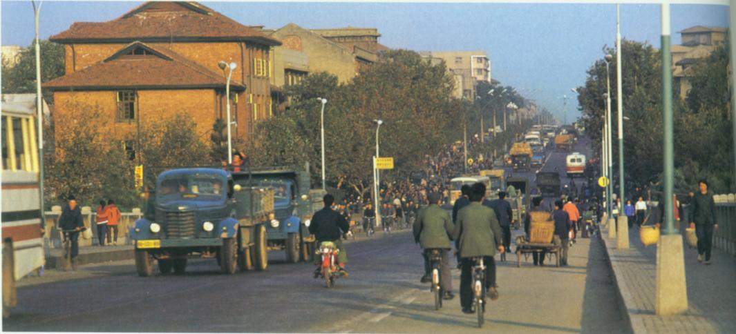 长沙街头.jpg