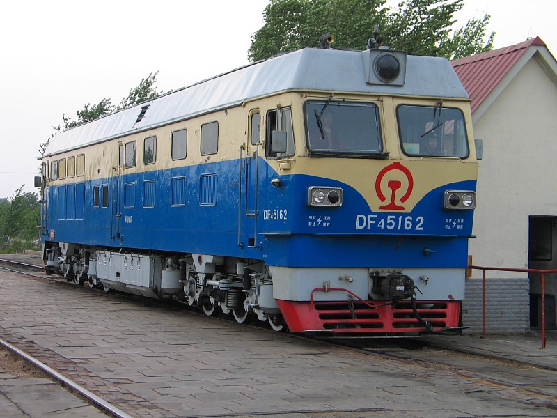 DF4C-5162.jpg