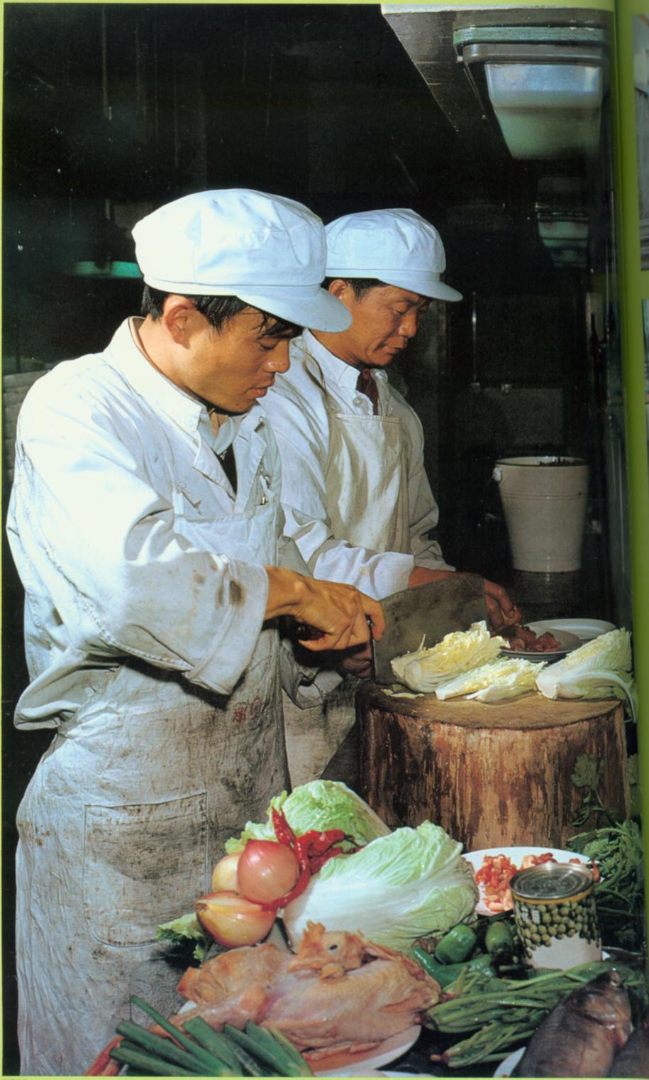 列车上的厨房.jpg