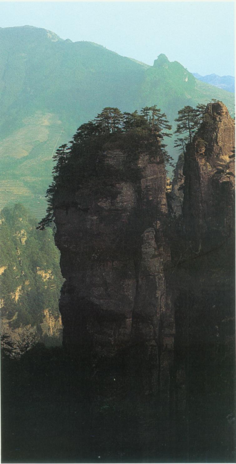 马鬃山奇峰怪石.jpg