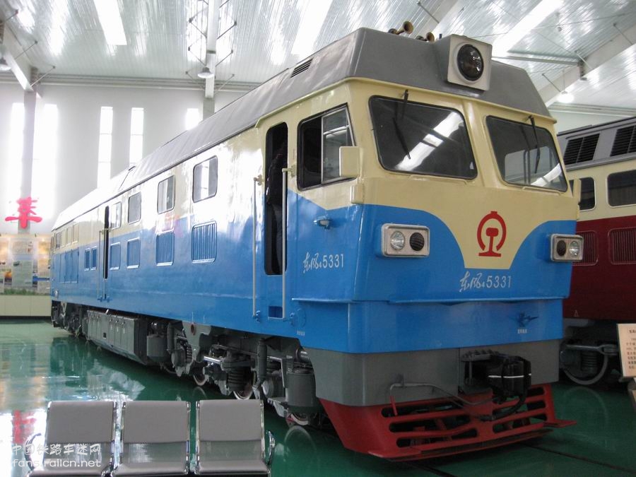 DF4C-5331.jpg