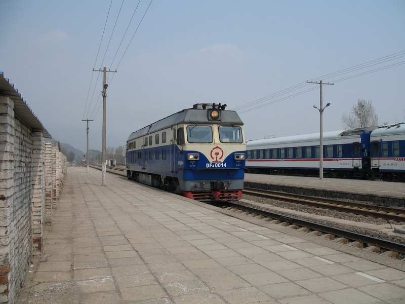 DF4C-0014-1.jpg