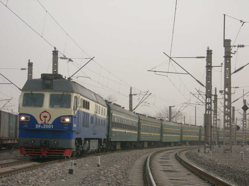 DF4C-2001-1.jpg