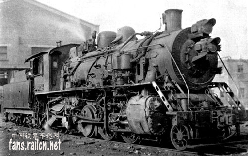 1958年，济南机车厂设计并制造了跃进型调车用蒸汽机车，代号YJ..jpg