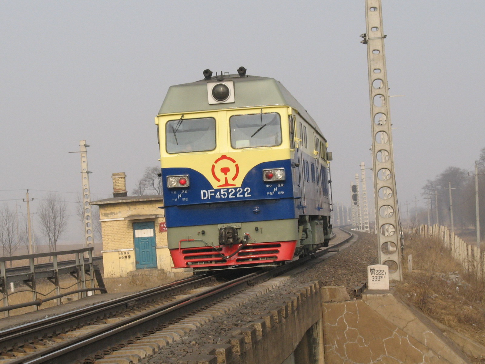 DF4C-5222.jpg