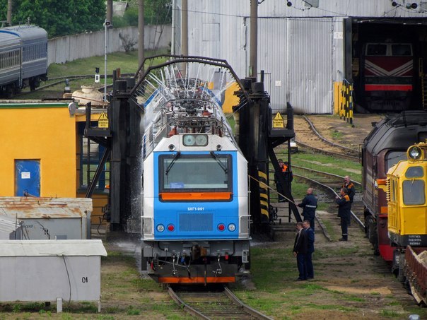 BCG-1001洗车.jpg