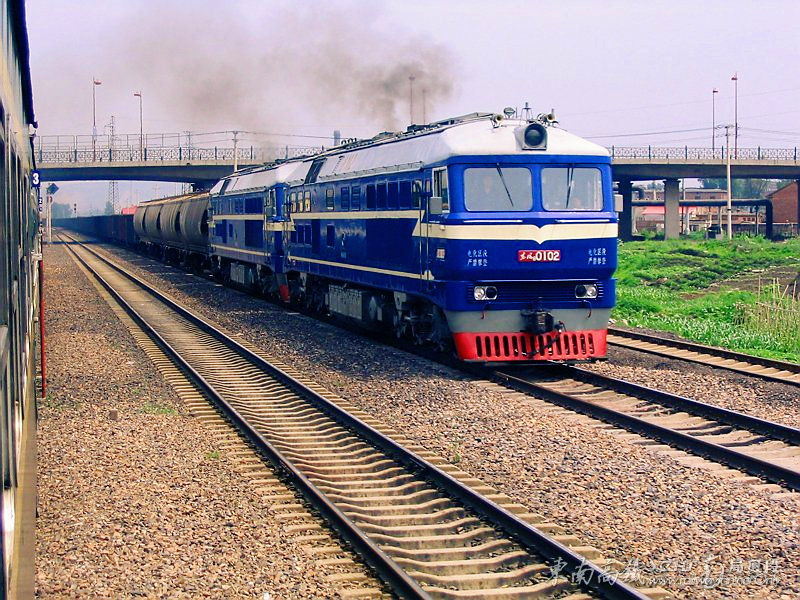 DF8-0102.jpg