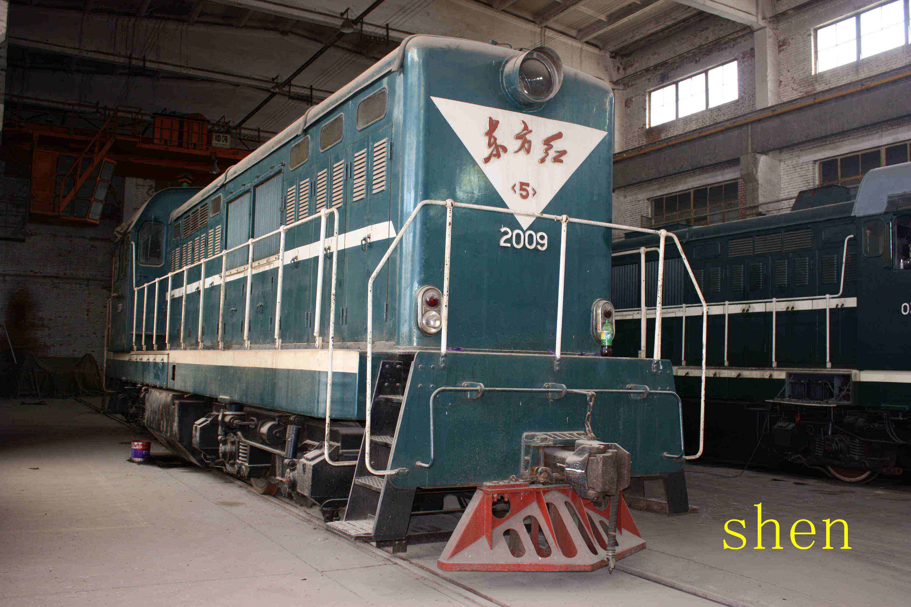 DFH2G5-2009B.jpg
