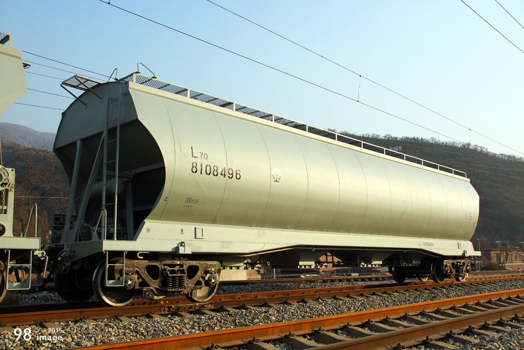 L70R.jpg