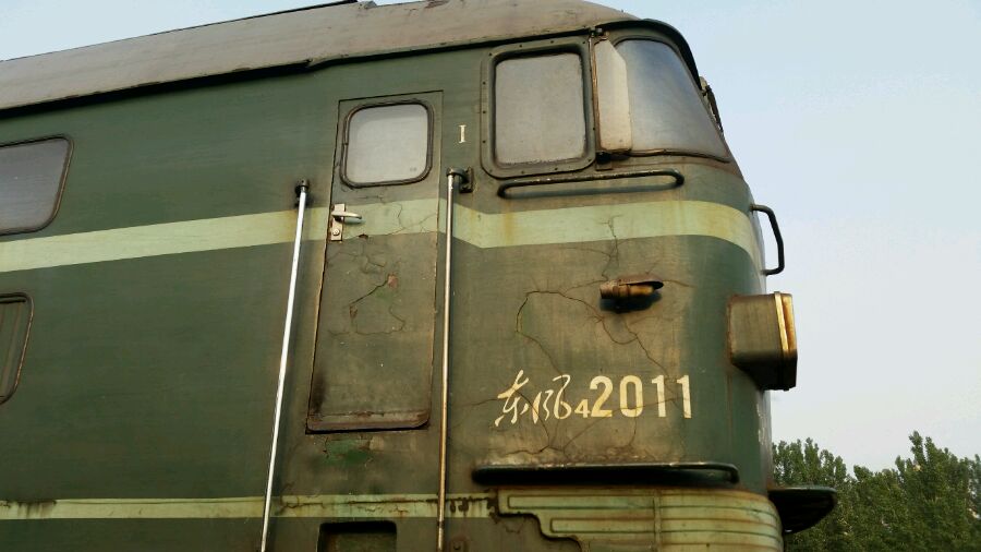 DF4-2011-2.jpg