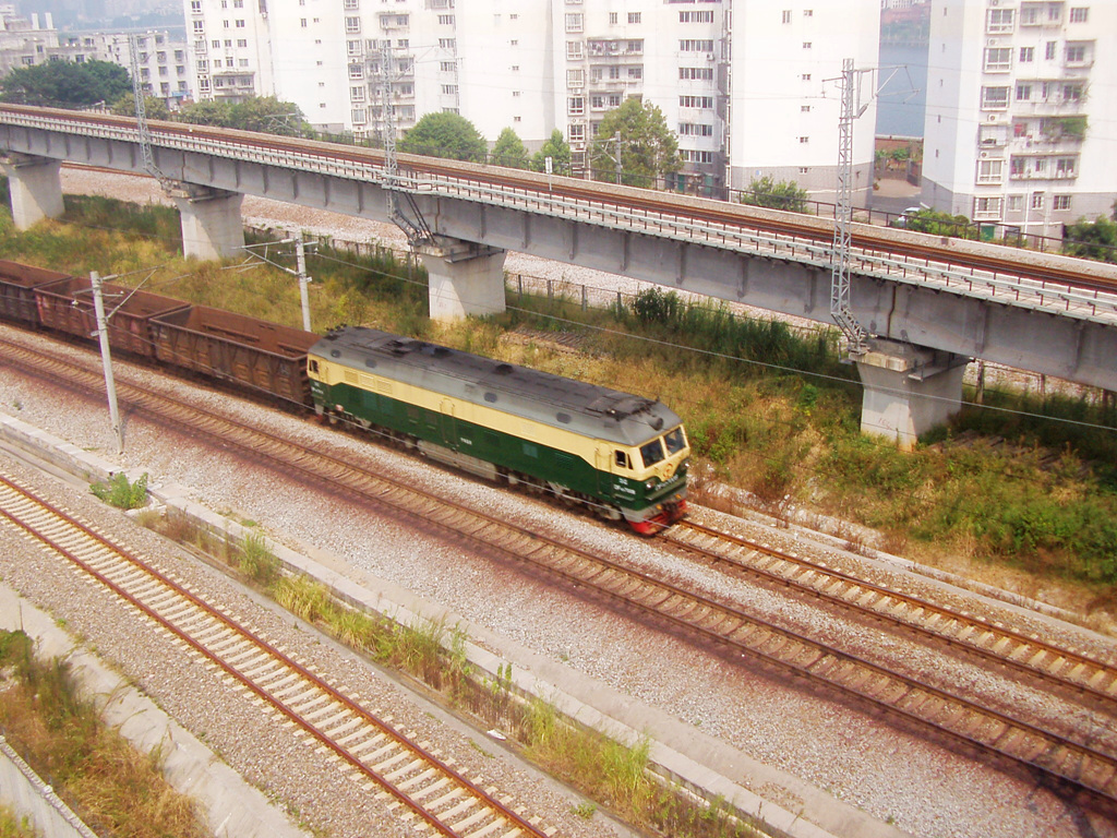 DF4D 7008.jpg