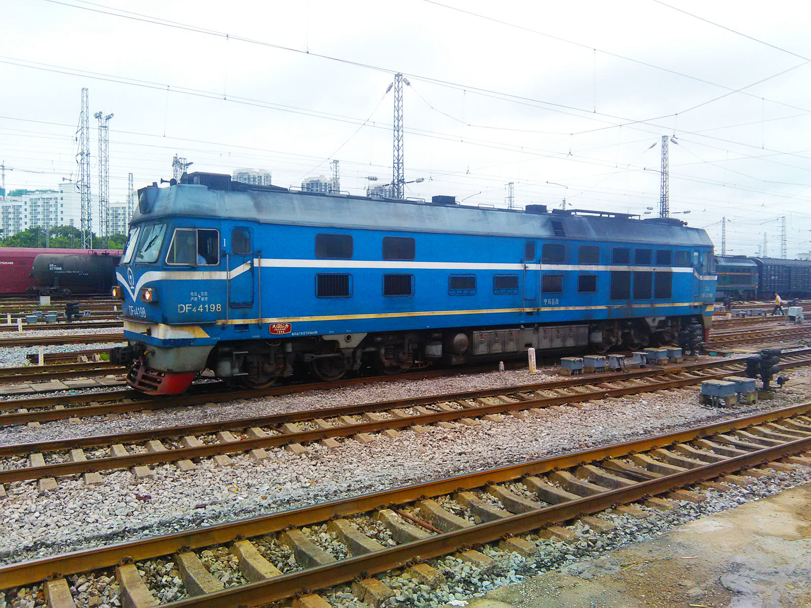 DF4C-4198.jpg
