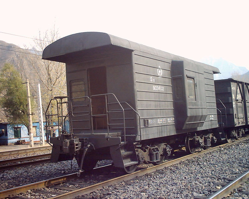 J_2747.jpg