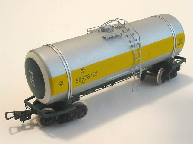 car05.jpg
