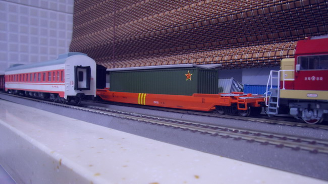 SL550415_调整大小.JPG