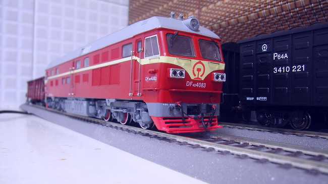 SL550425_调整大小.JPG