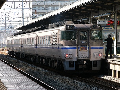 明石駅　１８１はまかぜ　３.jpg