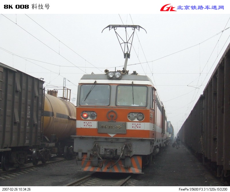 J_5679_b.jpg