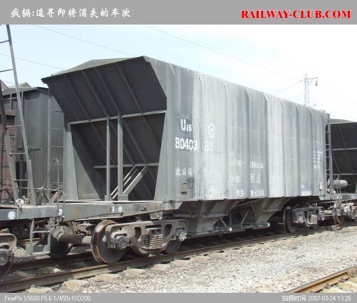 J_5851.jpg