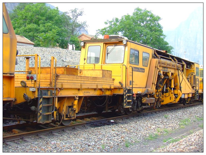 J_7012.jpg