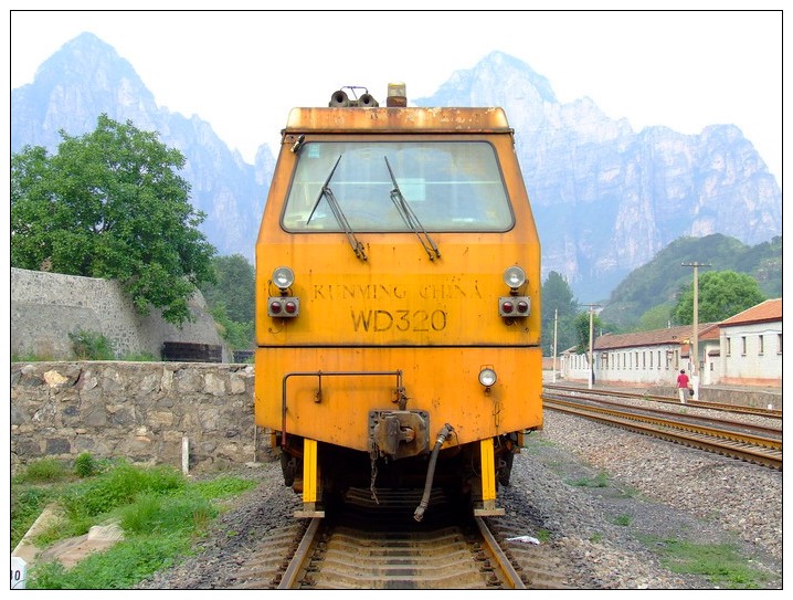 J_7011.jpg