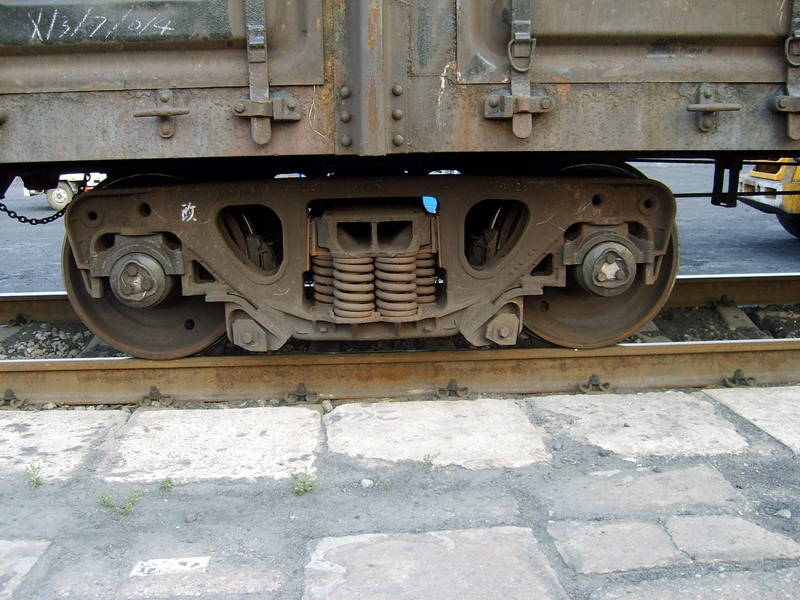 S6003197.jpg