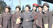 DPRK--RAILWAY-- 妇女职工当家的车站！