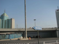 论坛某些同志的老窝、巧遇名车