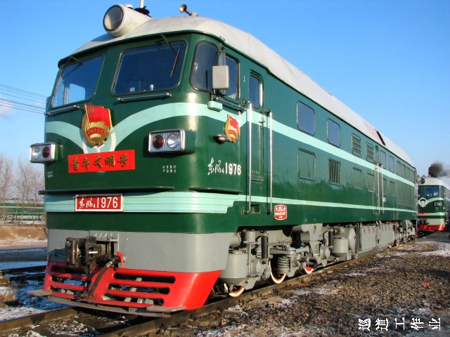 东风4-1976.JPG