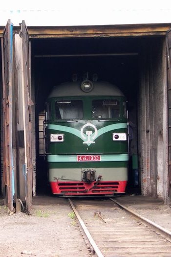 东风4-1933#2.JPG