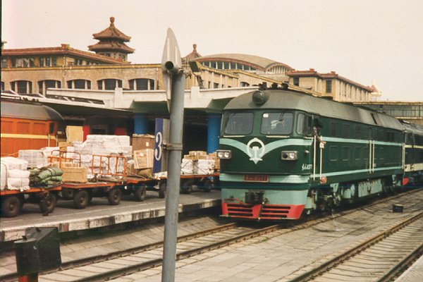 train1a_1093021437.jpg