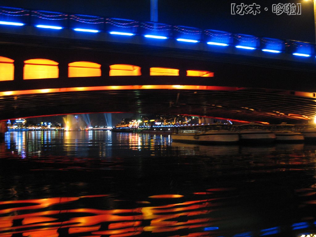 高雄爱河夜景4.jpg